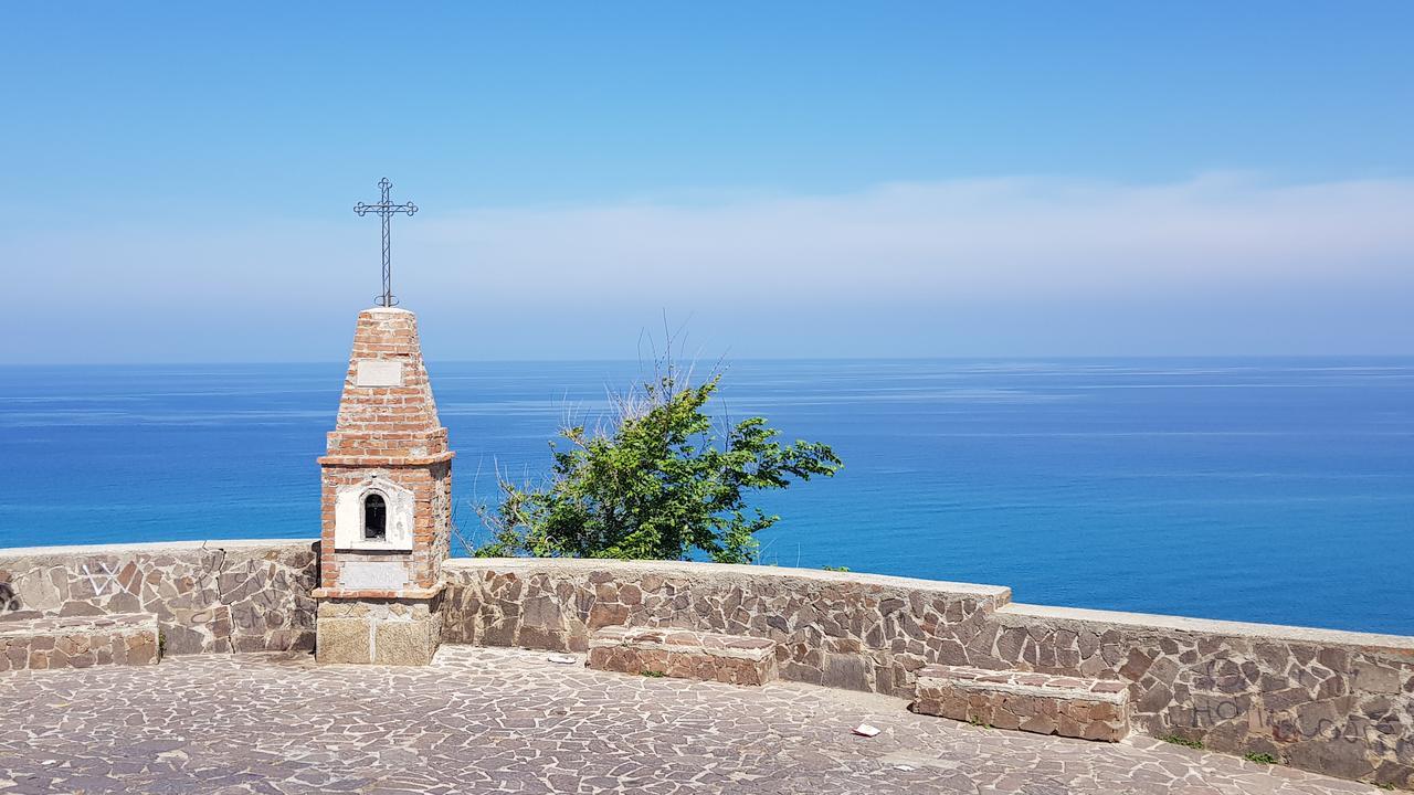 Villino Eleonora Bed & Breakfast Parghelia Dış mekan fotoğraf