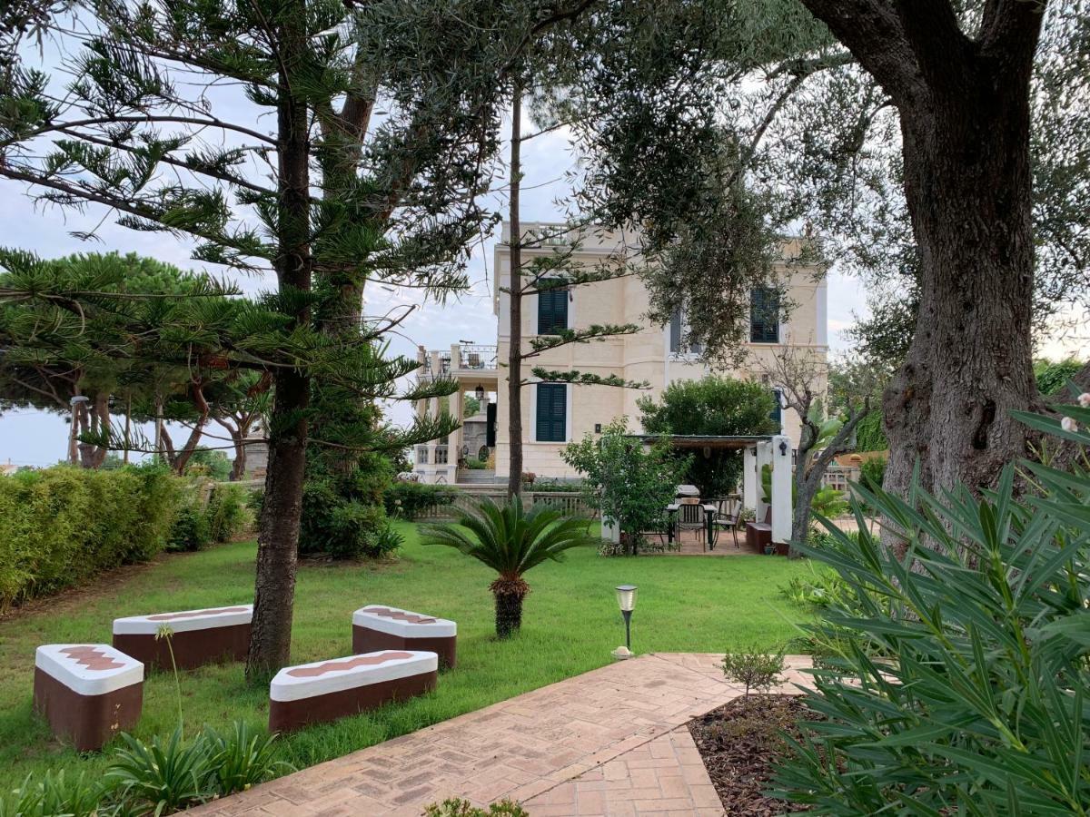 Villino Eleonora Bed & Breakfast Parghelia Dış mekan fotoğraf